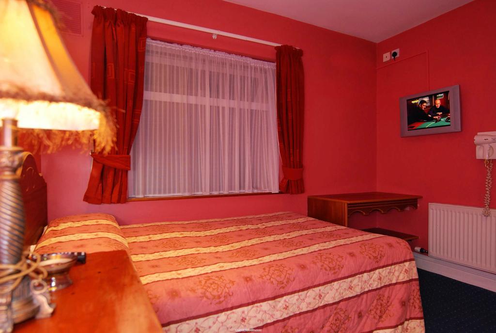 Palmerstown Lodge 더블린 외부 사진